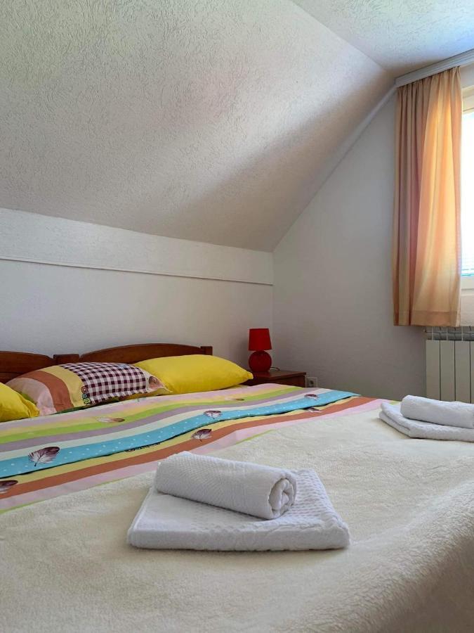 Apartment & Rooms Sweet Dreams Zabljak  Bagian luar foto