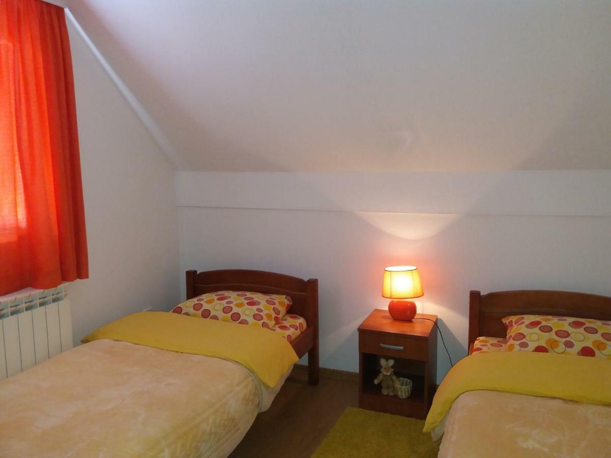 Apartment & Rooms Sweet Dreams Zabljak  Bagian luar foto